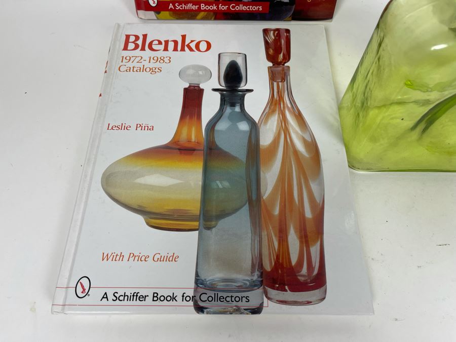 Collection Of Four Blenko Glass Collector's Books And Green Blenko Glass Jar 8H [Photo 7]