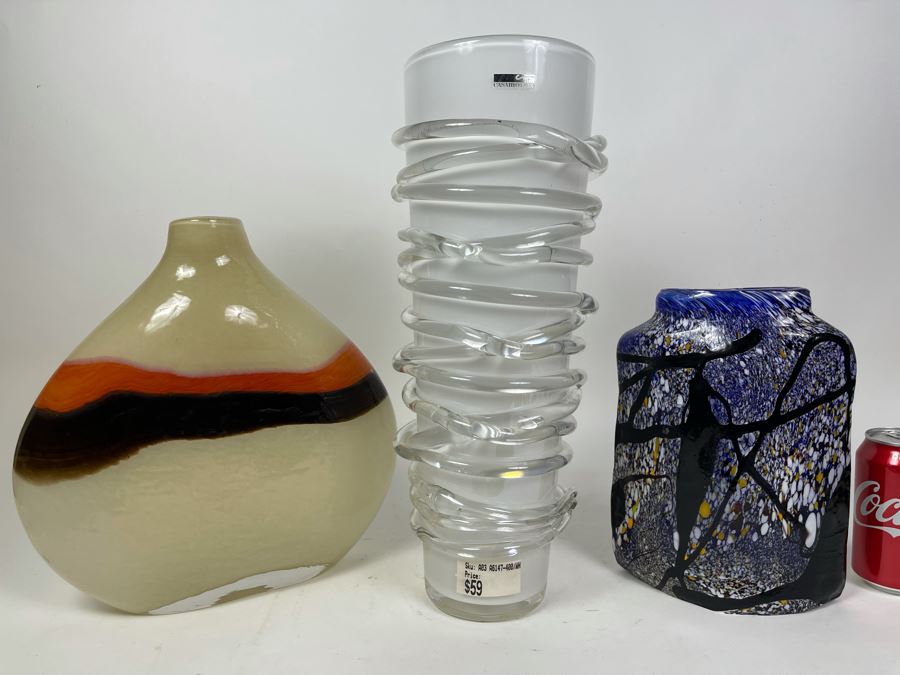 Set Of Three Glass Vases [Photo 2]