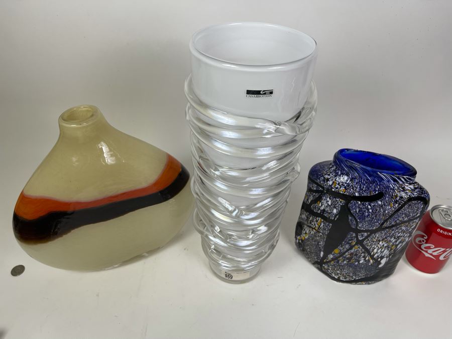 Set Of Three Glass Vases [Photo 3]