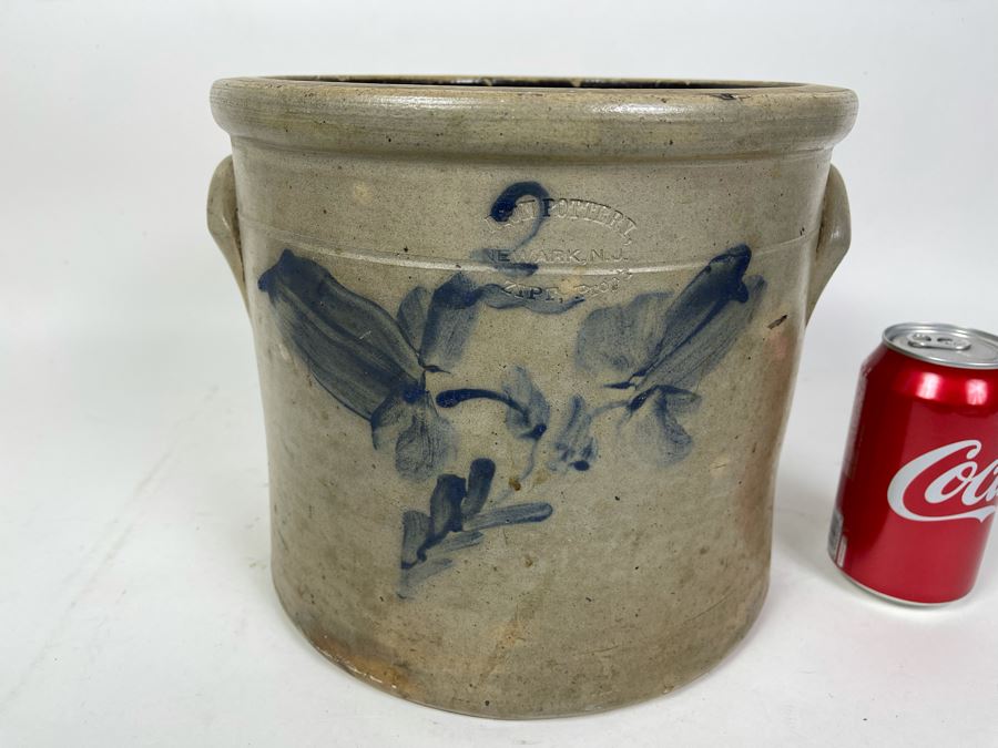 Union Pottery Newark, NJ Stoneware 2 Gallon Crock 10W X 9H [Photo 2]