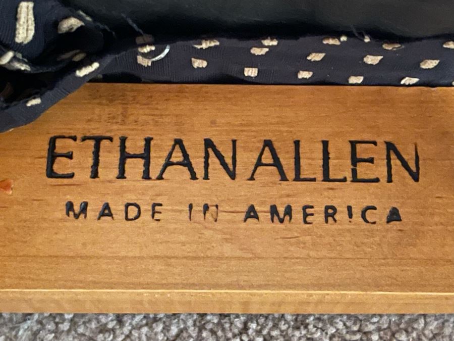 Set Of Four Ethan Allen Legacy Pineapple Dining Chairs [Photo 5]