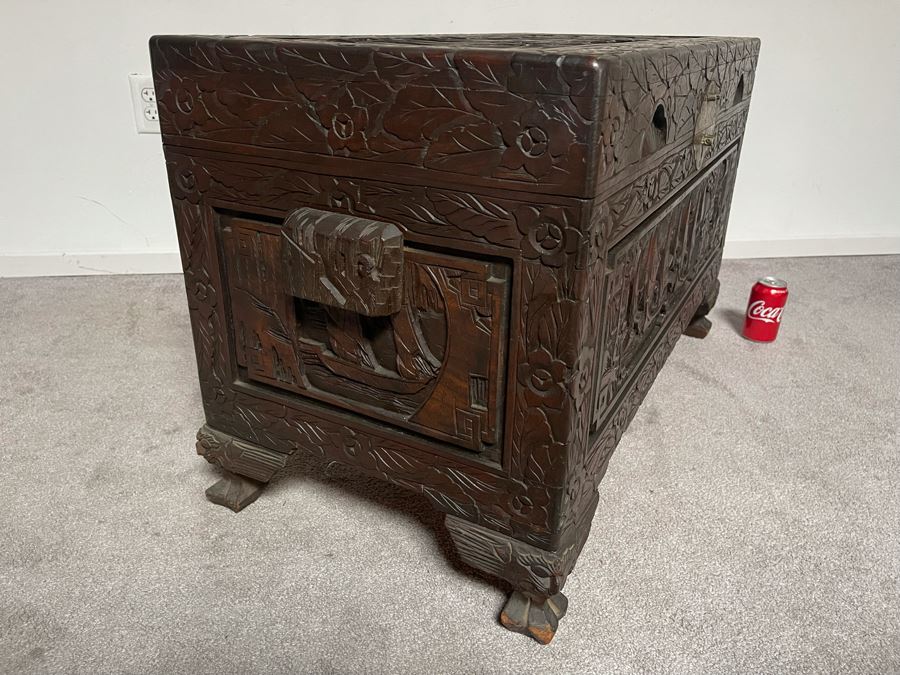 Vintage Chinese Camphorwood Hand Relief Carved Chest 36W X 17.5D X 22H [Photo 18]