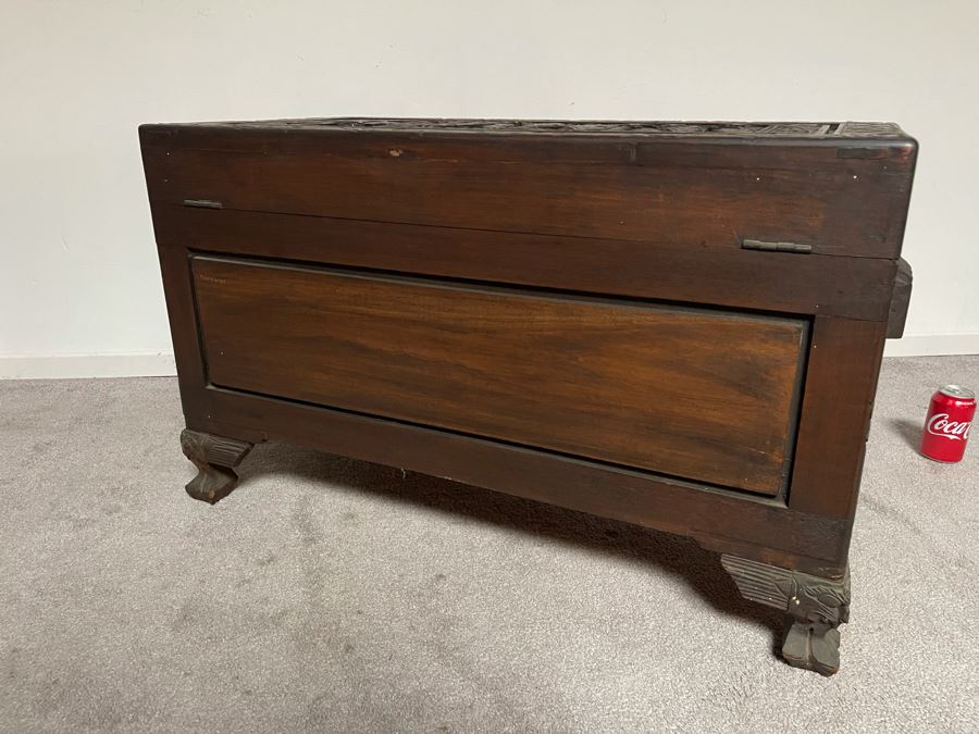Vintage Chinese Camphorwood Hand Relief Carved Chest 36W X 17.5D X 22H [Photo 20]