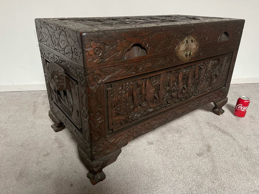Vintage Chinese Camphorwood Hand Relief Carved Chest 36W X 17.5D X 22H [Photo 16]