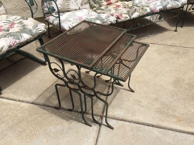 Outdoor Green Metal Patio Furniture [Photo 13]
