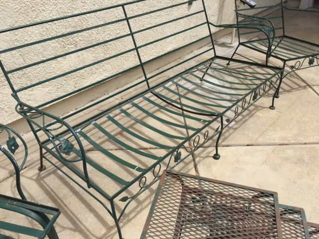 Outdoor Green Metal Patio Furniture [Photo 5]