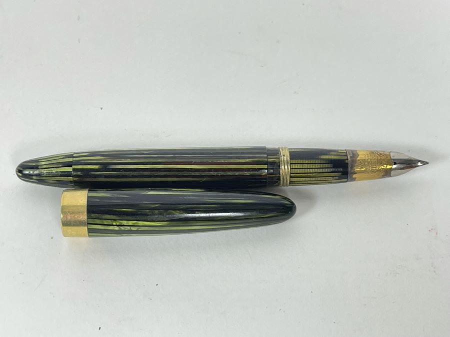 Vintage W. A. Sheaffer Fountain Pen With 14K Gold Nib [Photo 3]