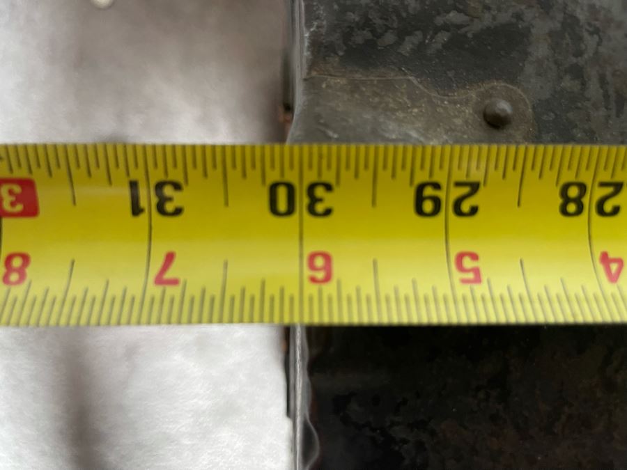 Vintage Slight Dome Top Trunk 30W X 18D X 21H [Photo 12]