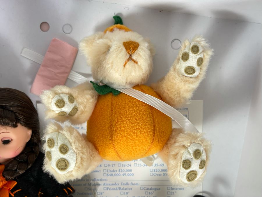 Madame Alexander Halloween Treats Doll With Box [Photo 5]