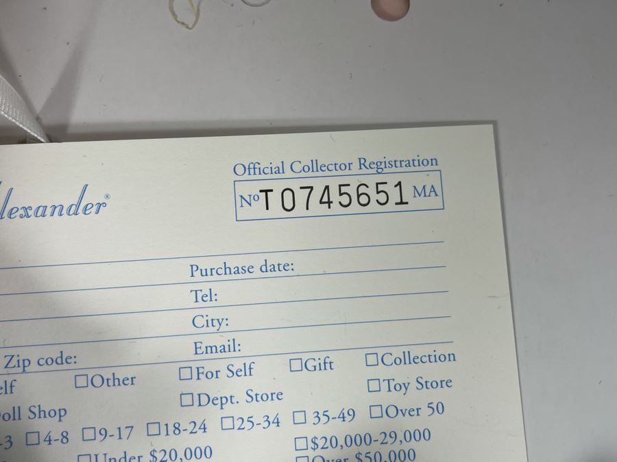 Madame Alexander Halloween Treats Doll With Box [Photo 7]