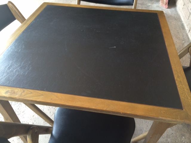 Mid-Century Modern Coronet Wonderfold Card Table with Four Folding Chairs Excellent Condition [Photo 9]