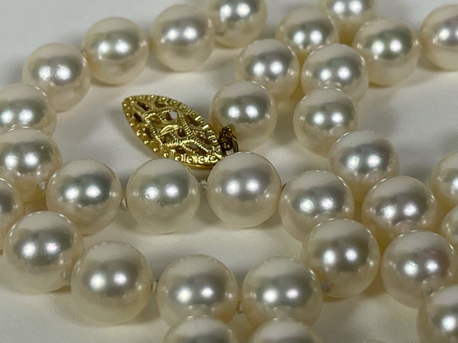 23'L Pearl Necklace With 14K Gold Clasp [Photo 11]