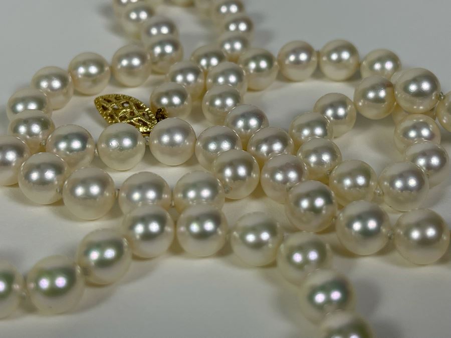 23'L Pearl Necklace With 14K Gold Clasp [Photo 10]