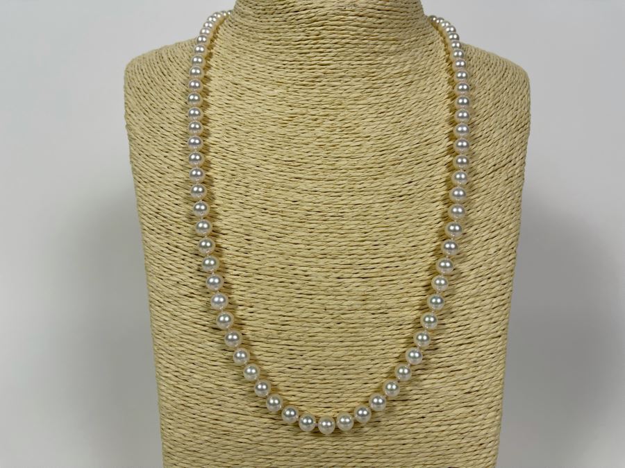 23'L Pearl Necklace With 14K Gold Clasp