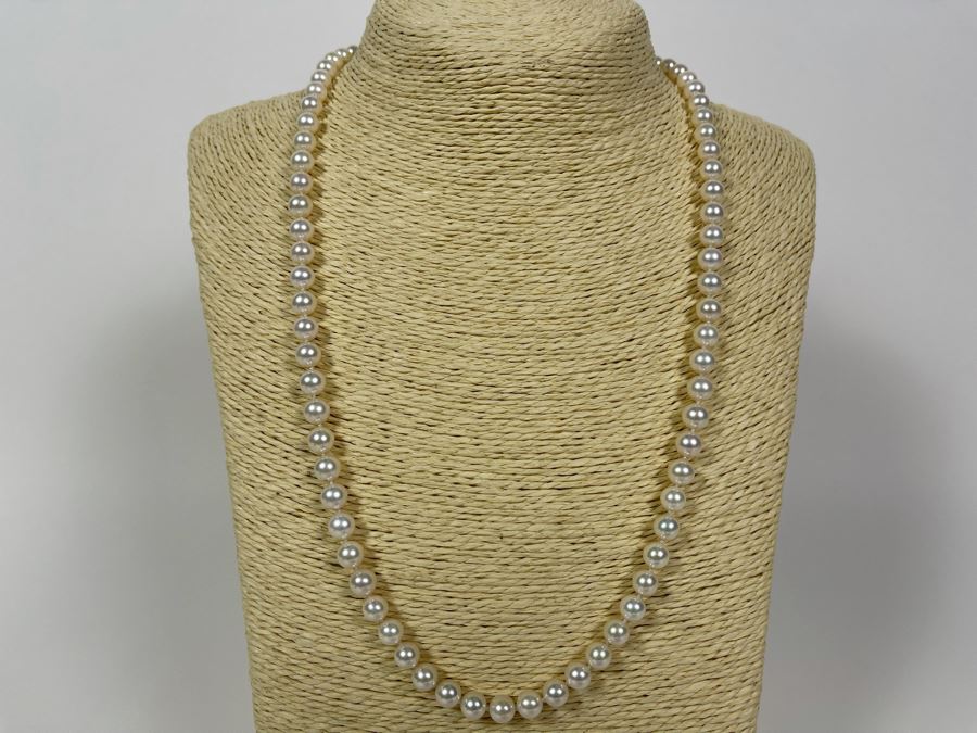 23'L Pearl Necklace With 14K Gold Clasp [Photo 2]