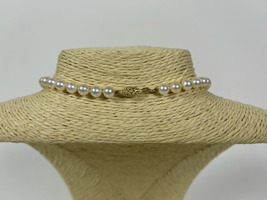 23'L Pearl Necklace With 14K Gold Clasp [Photo 6]