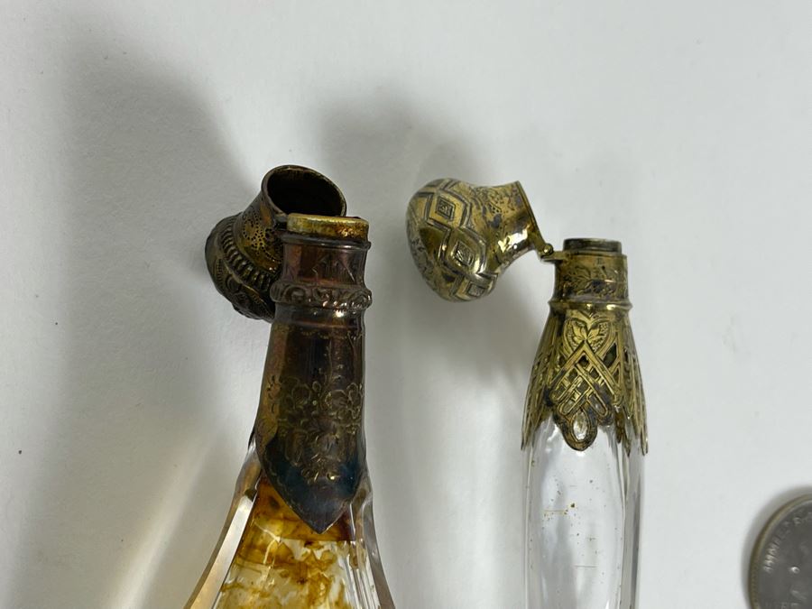 Pair Of Vintage Perfume Bottles Apx 4L [Photo 7]