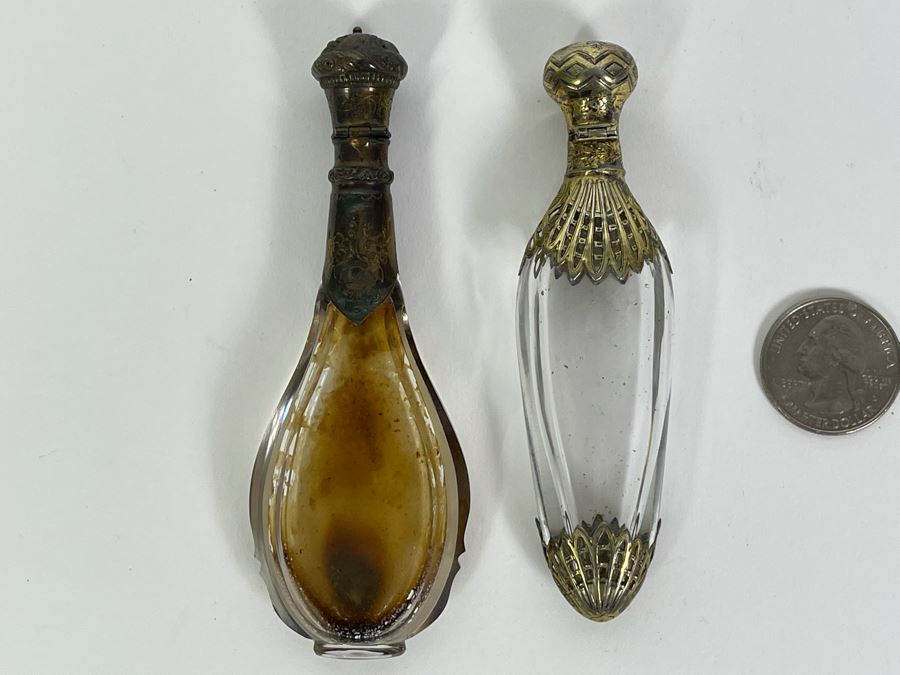 Pair Of Vintage Perfume Bottles Apx 4L [Photo 5]