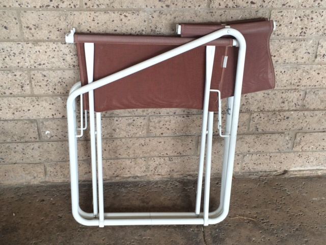 Vintage Brown Jordan Salmon Color Nomad Folding Chairs with Round Table and Side Table [Photo 14]