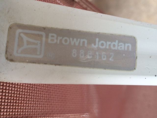 Vintage Brown Jordan Salmon Color Nomad Folding Chairs with Round Table and Side Table [Photo 11]