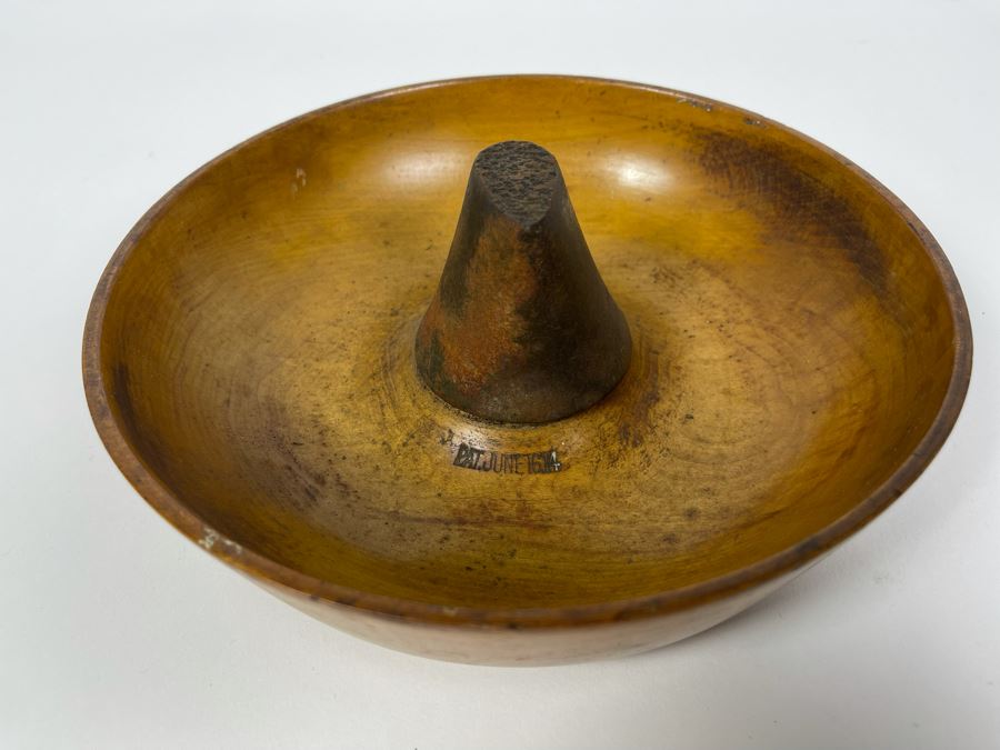 Antique Wooden Nutcracker Nut Bowl With Cast Iron Center 8R [Photo 1]