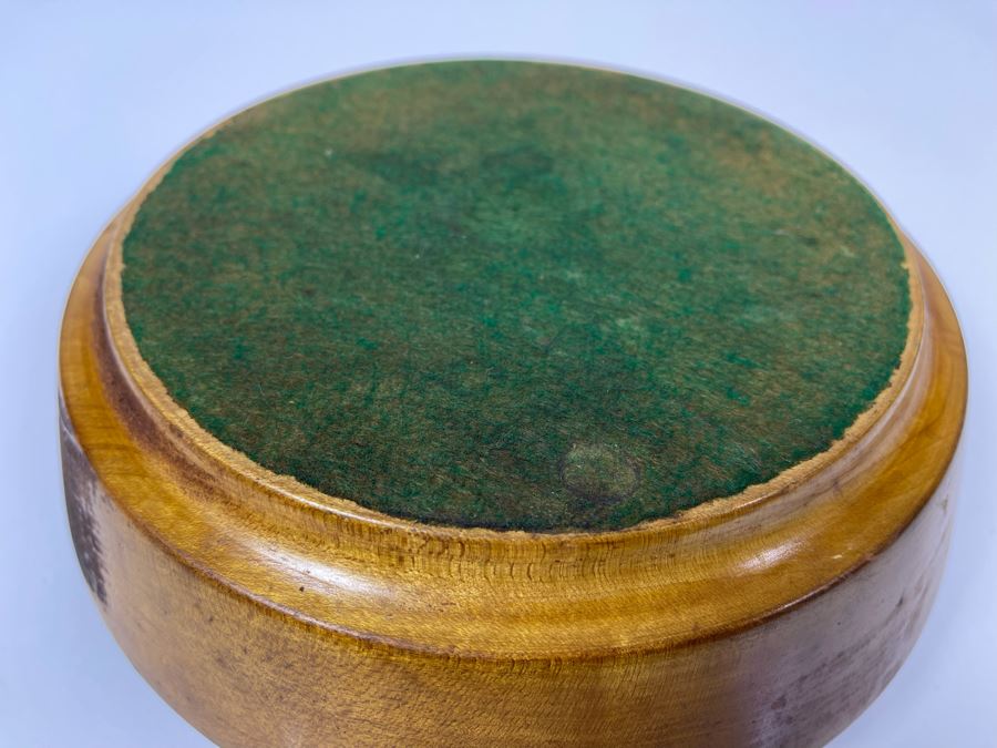 Antique Wooden Nutcracker Nut Bowl With Cast Iron Center 8R [Photo 11]