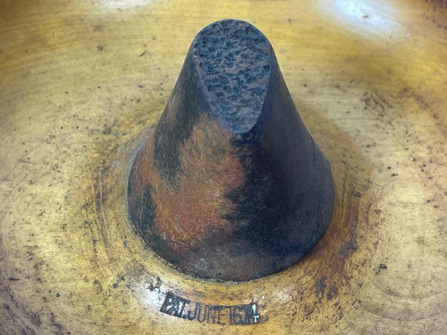 Antique Wooden Nutcracker Nut Bowl With Cast Iron Center 8R [Photo 8]