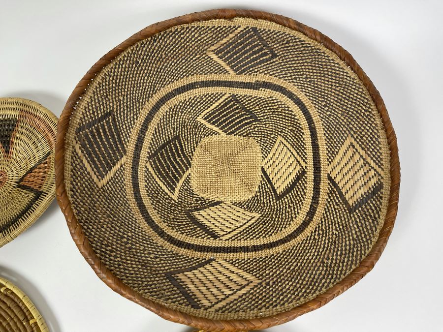 Collection Of Vintage African Baskets And Plates Larger One Is 15R [Photo 3]