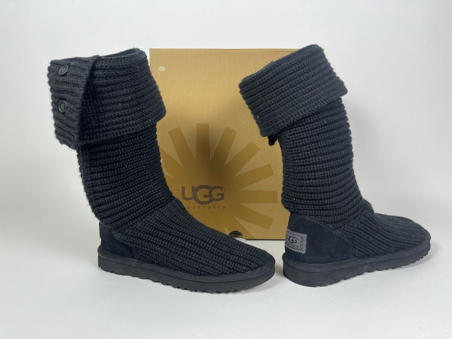 Pair Of New UGG Black Boots Classic Cardy Size 8 Retails $150 [Photo 2]