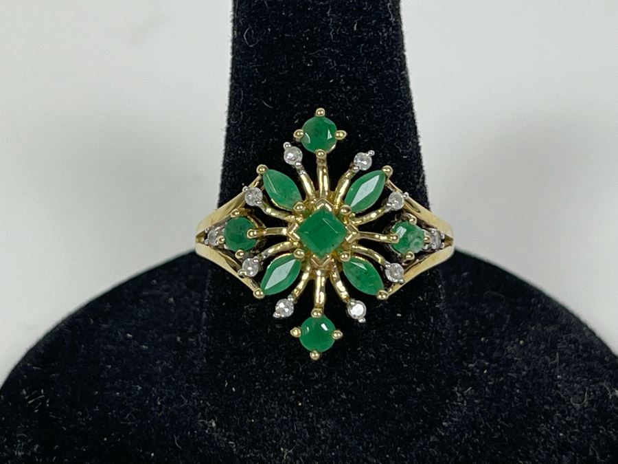 10K Gold Emerald Diamond Ring Size 7.5 3g [Photo 2]