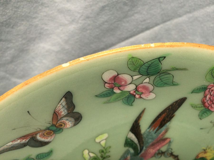Pair of Chinese Hand Painted Plates [Photo 25]