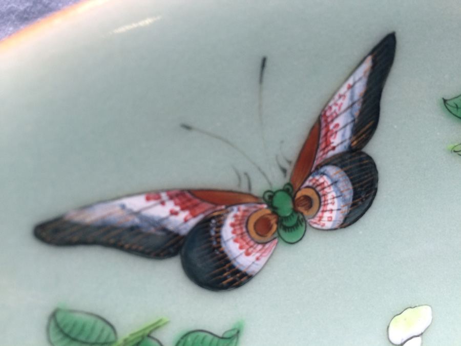 Pair of Chinese Hand Painted Plates [Photo 16]