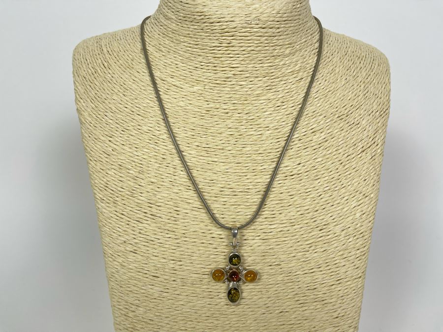 Sterling Silver Amber Cross Pendant With Sterling Silver 18' Necklace 12.4g [Photo 2]