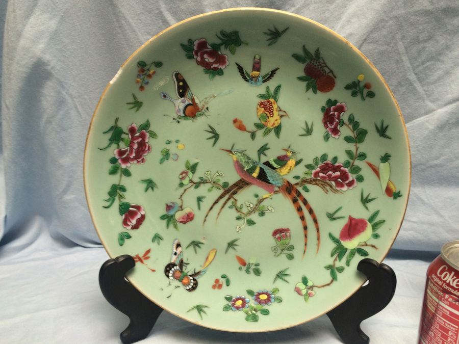 Pair of Chinese Hand Painted Plates [Photo 2]