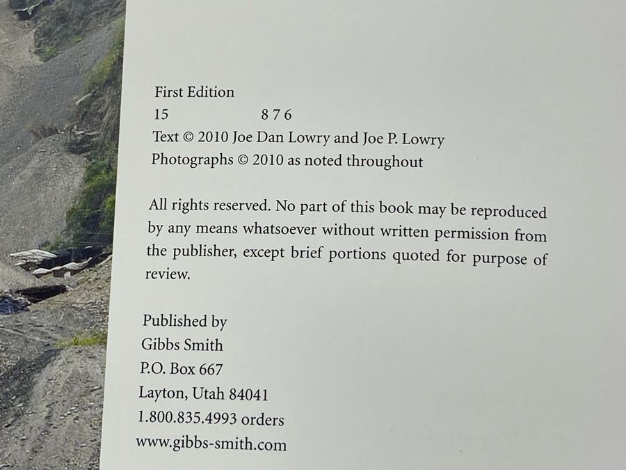 First Edition Coffee Table Book: Turquoise The World Story Of A Fascinating Gemstone [Photo 5]