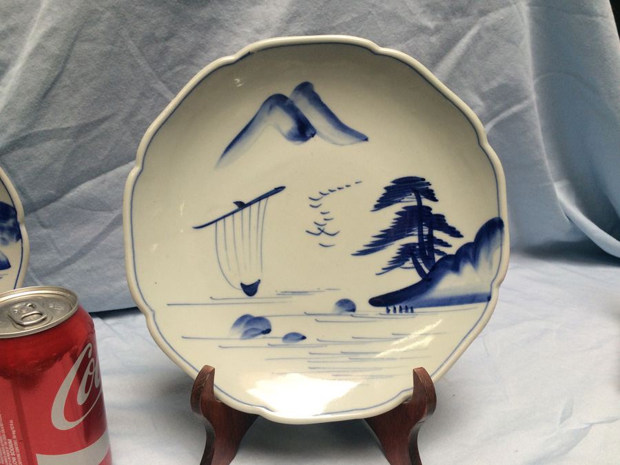 Set of Vintage Japanese Blue & White Plates [Photo 9]