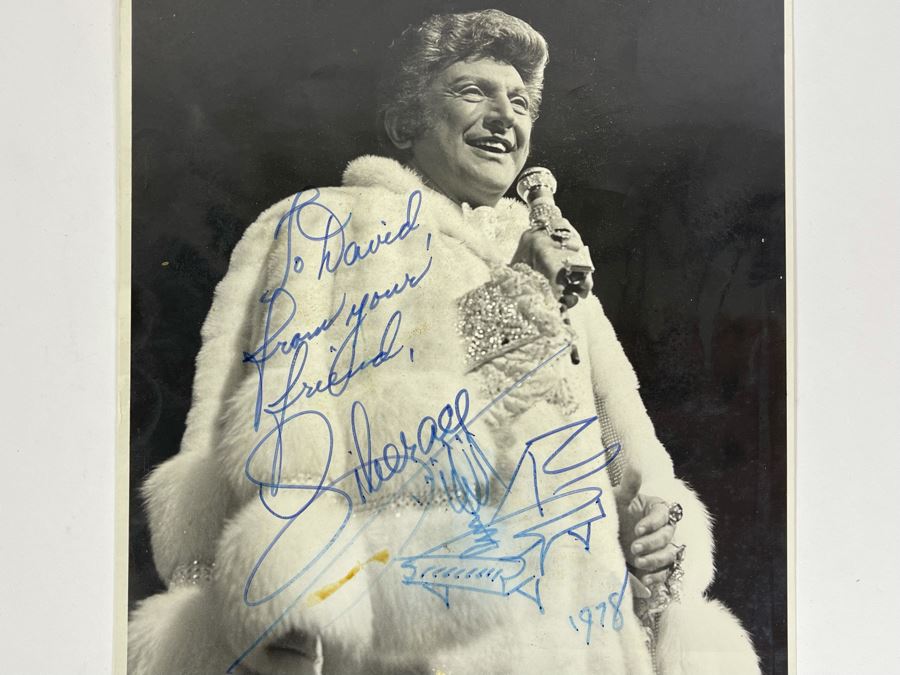 Personalized And Signed Liberace Photograph Signed To David (Lavington), From Your Friend Liberace With Piano Sketch 1978 8 X 10 [Photo 3]