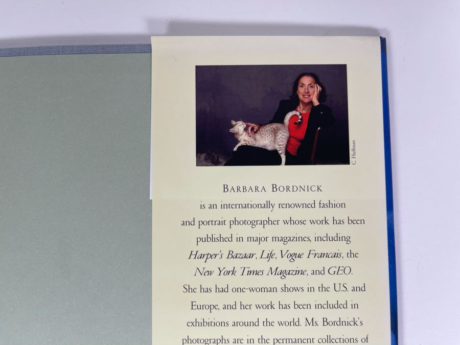 Pair Of First Edition Signed Books By Barbara Bordnick: Searchings: Secret Landscapes Of Flowers Volumes II And III [Photo 22]