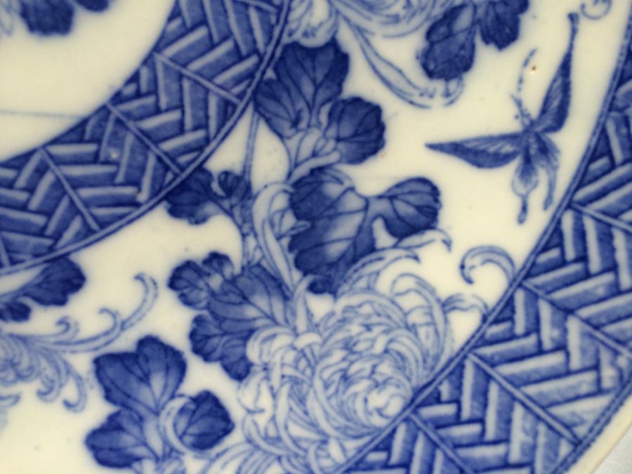 Large Blue & White Plate [Photo 4]
