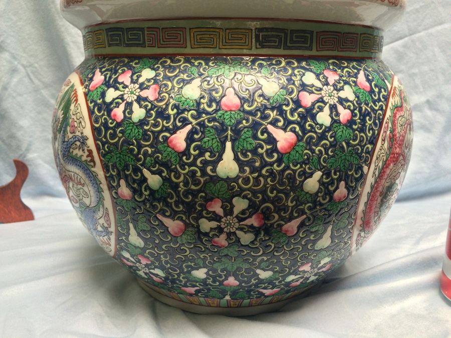 Vintage Chinese Fish Bowl Or Jardiniere [Photo 33]