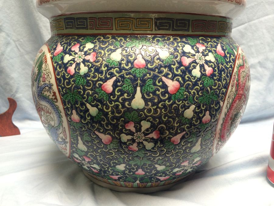 Vintage Chinese Fish Bowl Or Jardiniere [Photo 32]