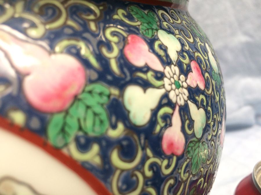 Vintage Chinese Fish Bowl Or Jardiniere [Photo 15]