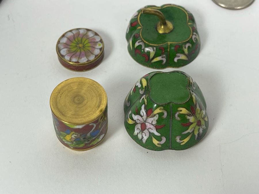 Pair Of Chinese Cloisonne Bowls And Pair Of Small Chinese Cloisonne Boxes [Photo 11]