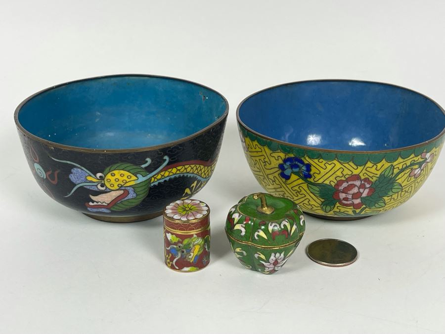 Pair Of Chinese Cloisonne Bowls And Pair Of Small Chinese Cloisonne Boxes [Photo 2]