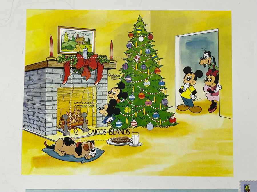 Mint Disney Stamps [Photo 3]