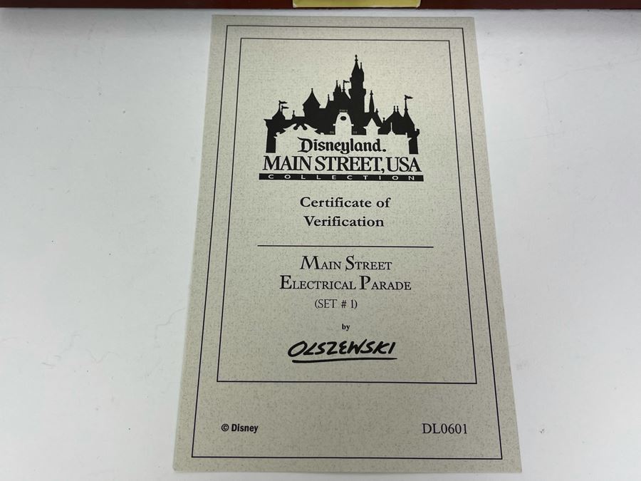 HAND SIGNED Robert Olszewski Disneyland Main Street, USA Collection: Main Street Electrical Parade (Set #1) By Robert Olszewski Disney Theme Park Attraction Miniature Model With Box And COA 12W X 2.75D X 3H DL0601 (Double Signed) [Photo 10]