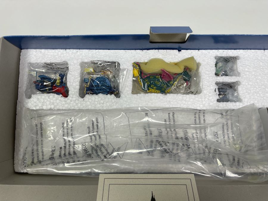 HAND SIGNED Robert Olszewski Disneyland Main Street, USA Collection: Main Street Electrical Parade (Set #1) By Robert Olszewski Disney Theme Park Attraction Miniature Model With Box And COA 12W X 2.75D X 3H DL0601 (Double Signed) [Photo 19]