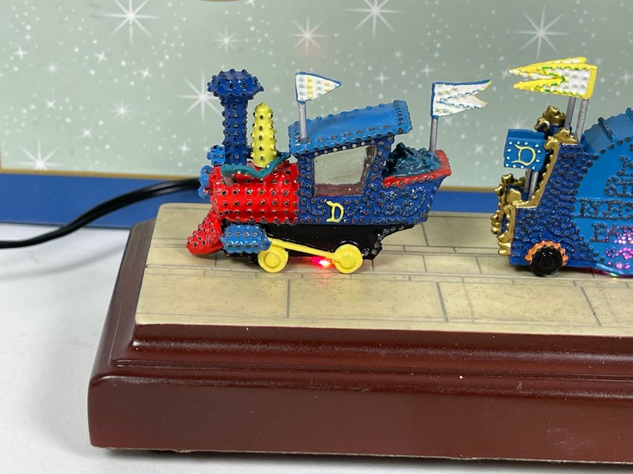 HAND SIGNED Robert Olszewski Disneyland Main Street, USA Collection: Main Street Electrical Parade (Set #1) By Robert Olszewski Disney Theme Park Attraction Miniature Model With Box And COA 12W X 2.75D X 3H DL0601 (Double Signed) [Photo 5]