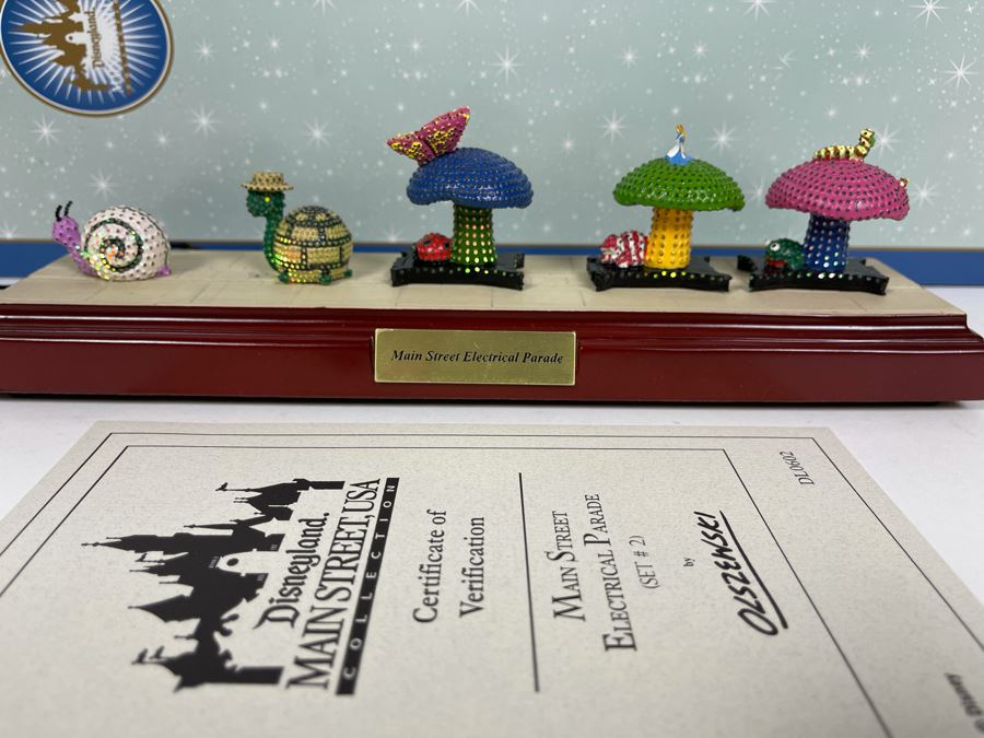 HAND SIGNED Robert Olszewski Disneyland Main Street, USA Collection: Main Street Electrical Parade (Set #2) By Robert Olszewski Disney Theme Park Attraction Miniature Model With Box And COA 10.5W X 2.75D DL0602 (Double Signed) [Photo 3]