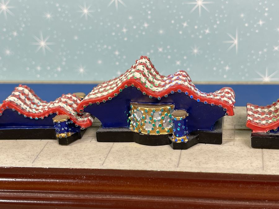 HAND SIGNED Robert Olszewski Disneyland Main Street, USA Collection: First Edition Main Street Electrical Parade (Set #5) By Robert Olszewski Disney Theme Park Attraction Miniature Model With Box And COA DL0605 (Double Signed) [Photo 7]